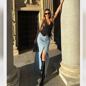 ZARA BLOGGERS FAV DENIM MIDI SKIRT